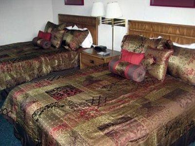 Carolina Pine Inn Near Southern Pines-Pinehurst Pinebluff الغرفة الصورة